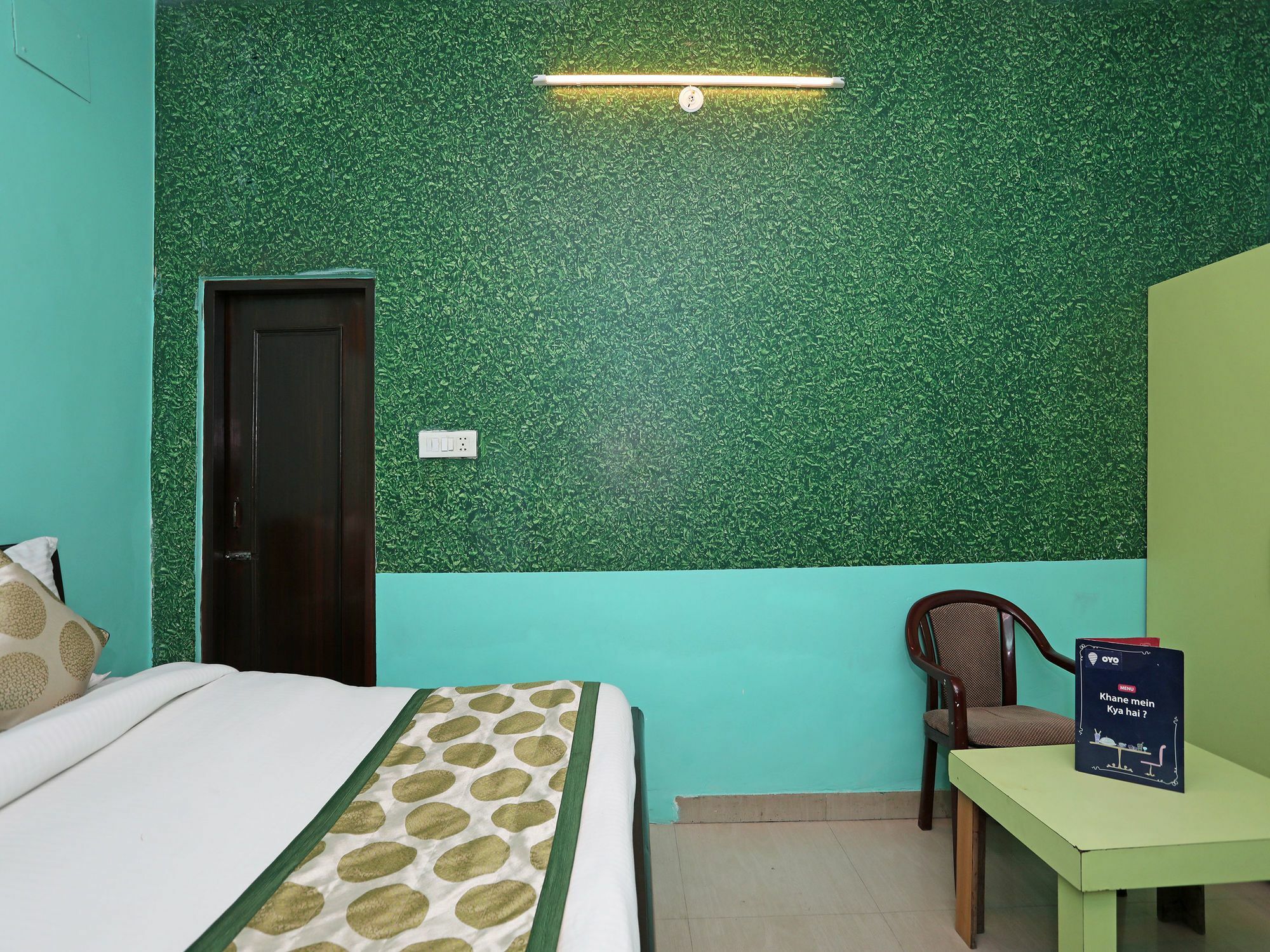 Oyo 11312 Aero Capital Hotel New Delhi Bagian luar foto
